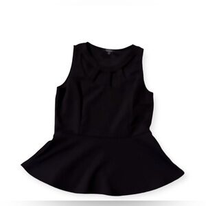 Medium Black Sleeveless Top